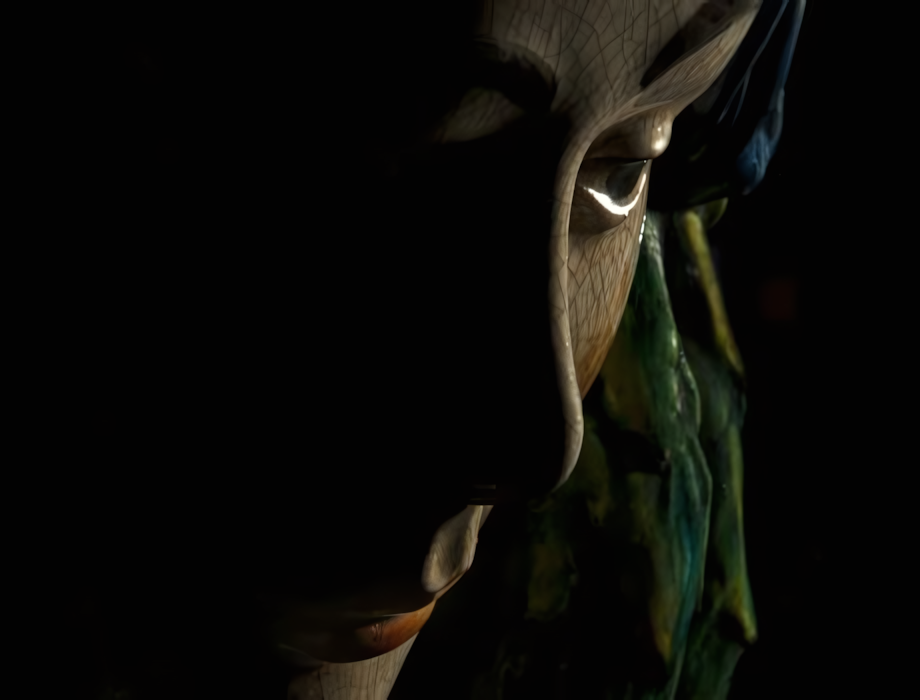 Polychrome wall head Woman H 40 cm
